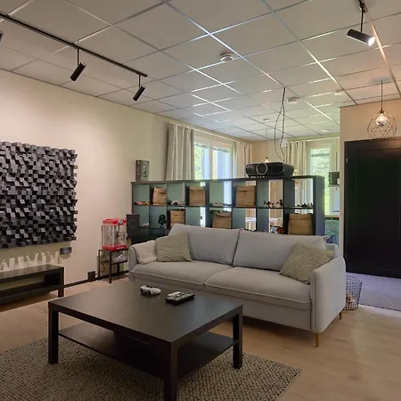 Elokuvateatterilla With The Movie Theater Lahti