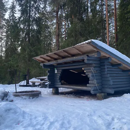 Elokuvateatterilla With The Movie Theater *